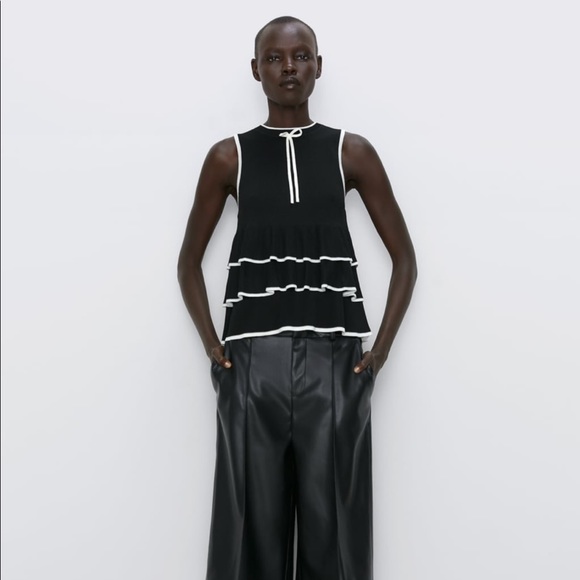 Zara Knit Ruffled Top - Picture 1 of 1